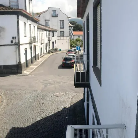 Albergue Costa Norte Ribeira Grande